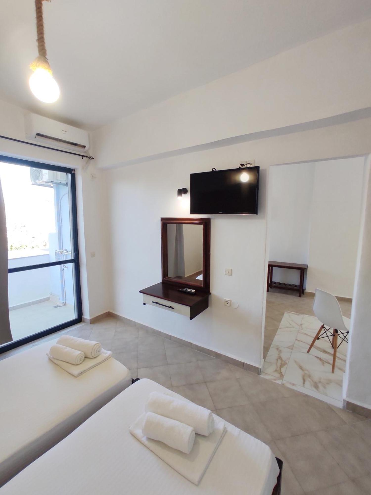 Creta Star Apartments Agia Galini  Luaran gambar